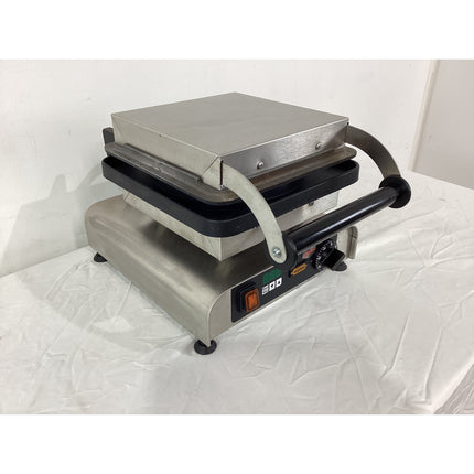 Used Neumarker 12-40718DT Waffle Maker - 844340