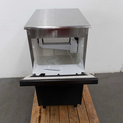 Used Hoshizaki KM-40CHC Ice Machine - 855254