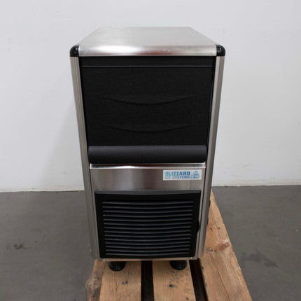 Used Blizzard SN-25C Ice Machine - 867733