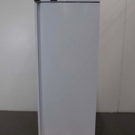 Used AG Equipment F600V Upright Freezer - 877591