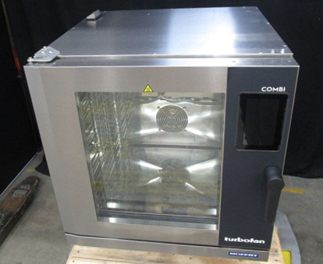 Turbofan Combi EC40T7 - Full Size 7 Tray Touch / Electric Combi Oven AUEC40T7 - Warehouse Clearance