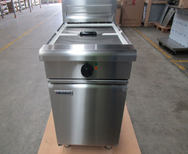 Waldorf 800 Series FN8127E - 450mm Electric Fryer AUFN8127E - Warehouse Clearance