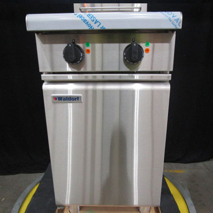 Waldorf 800 Series FN8224E - 450mm Twin Pan Electric Fryer AUFN8224E - Warehouse Clearance