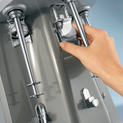 Hamilton Beach HMD0400 milkshake mixer — triple spindle head detail