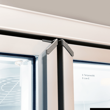 Thermaster LG-2200GBM — Interior Shelving Detail