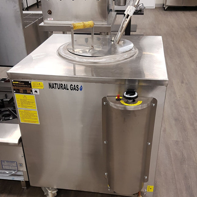 GasMax Commercial Tandoori Oven BSB780 Image at Showroom
