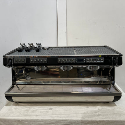 Used Nuova Simonelli Appia Life XT 3 Group Volumetric Coffee Machine - 812922