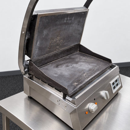 Used Roband GSA810S Contact Grill - 802253