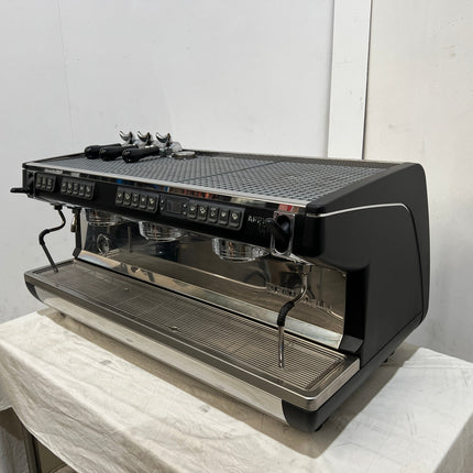 Used Nuova Simonelli Appia Life XT 3 Group Volumetric Coffee Machine - 812922