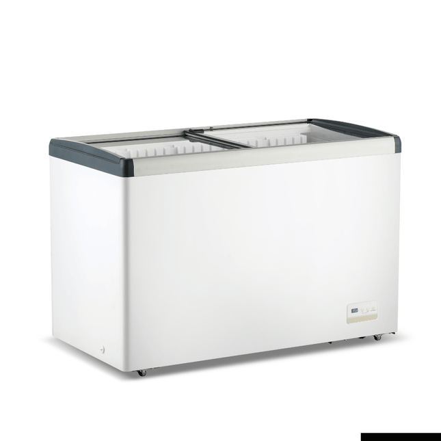 Thermaster WD396G chest freezer — front view
